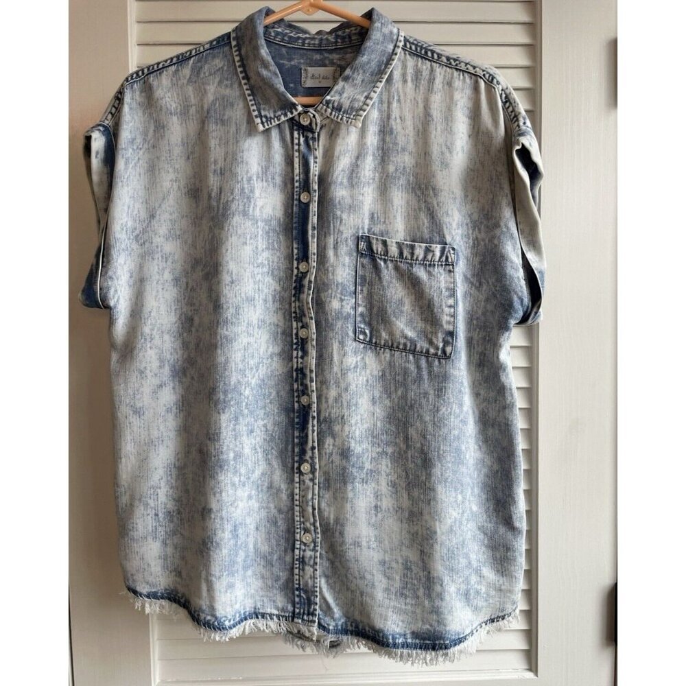 Altar'd State Denim Button Up Short Sleeve Collard Women's Shirt Sz M